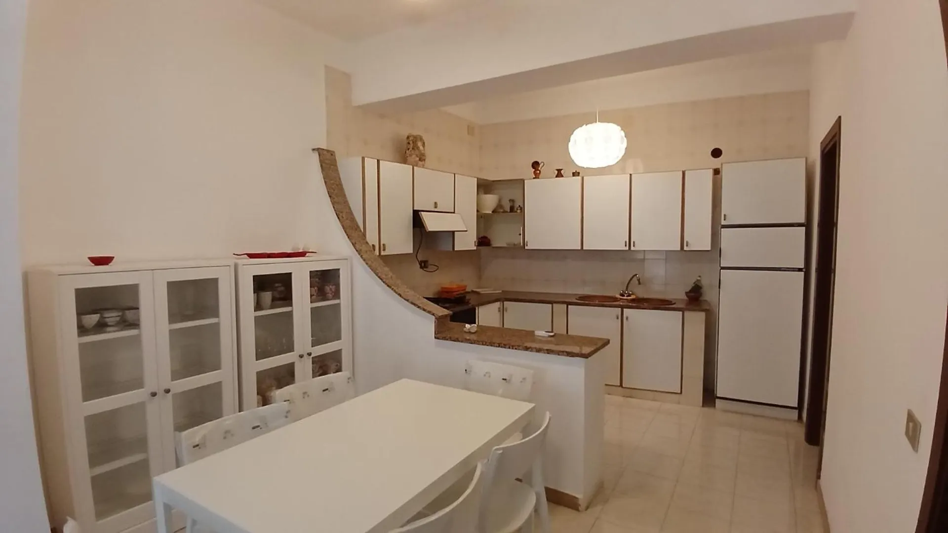 A 2 Passi Dalla Piazza Isola di Ustica Apartmán